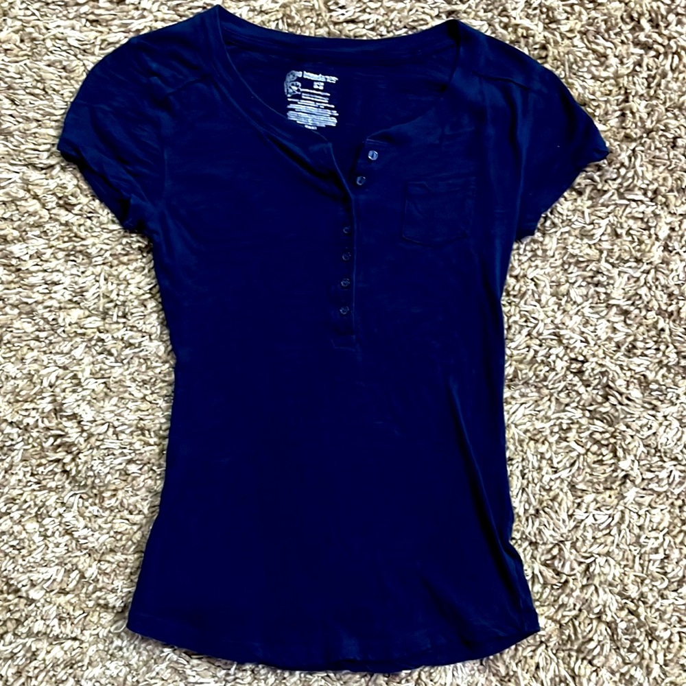 Navy Blue No boundaries top  size small (3-5)